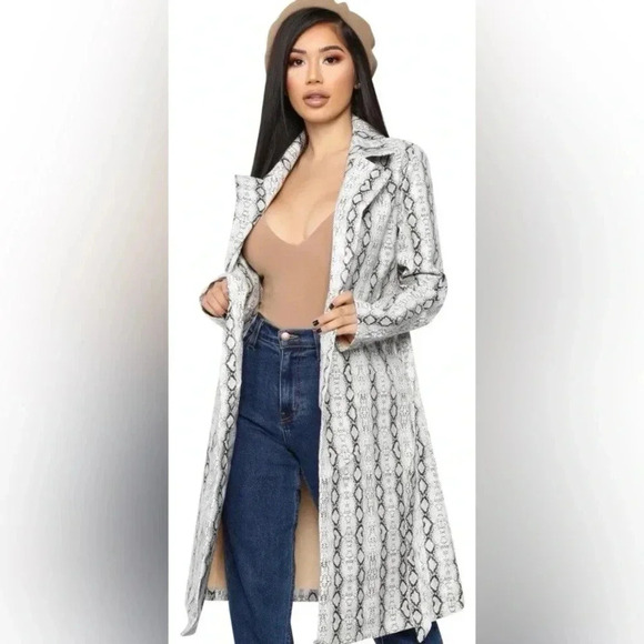Fashion Nova Slither My Way Snakeskin Python Coat Sz L - Picture 1 of 10